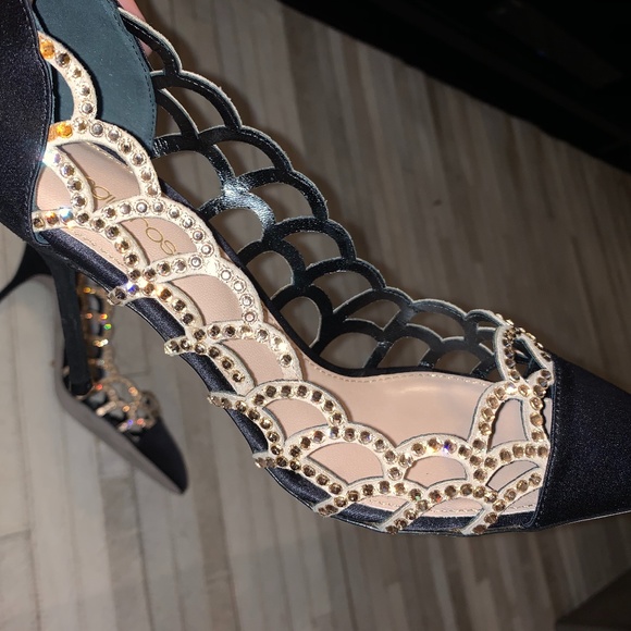Sergio Rossi Swarovski Pumps - Picture 6 of 9